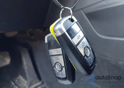 2021 Ford Explorer Xlt из США, поврежденный, VIN 1FMSK8DH4MGA68683